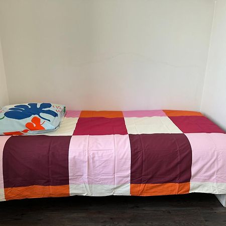 Appartamento Christelle Romilly-sur-Seine Esterno foto