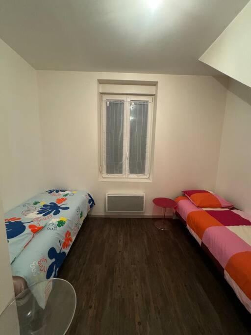 Appartamento Christelle Romilly-sur-Seine Esterno foto