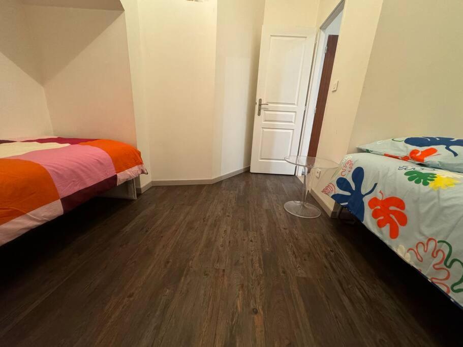 Appartamento Christelle Romilly-sur-Seine Esterno foto